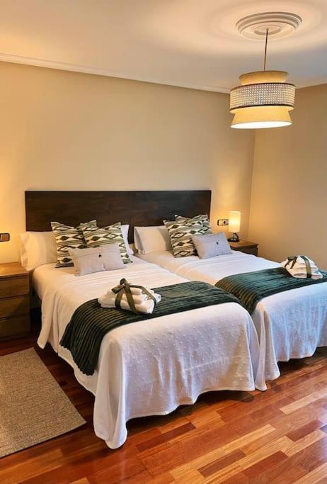 La Casona De La Carbayeda Villa Oviedo Eksteriør billede