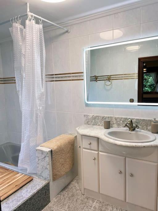 La Casona De La Carbayeda Villa Oviedo Eksteriør billede