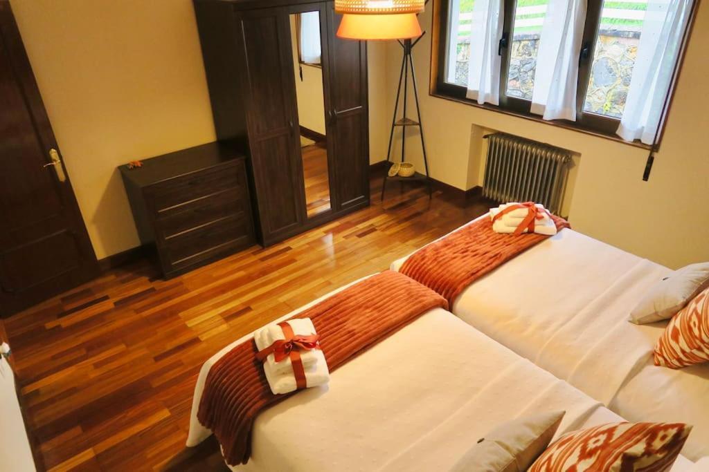 La Casona De La Carbayeda Villa Oviedo Eksteriør billede